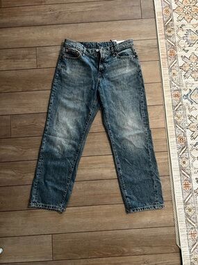 Zara Women’s Cropped Jeans